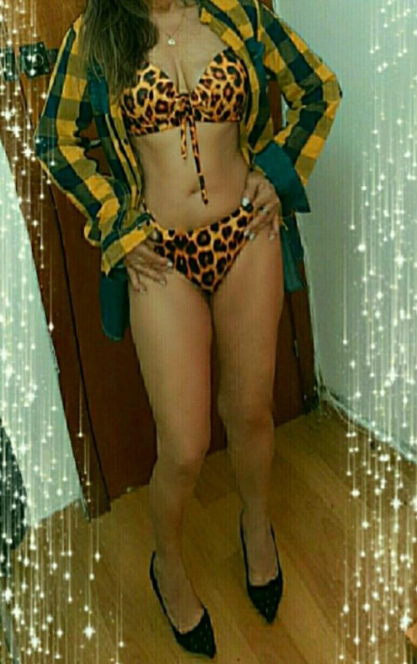 SOY MARINA UNA CHICA LATINA MUY CALIENTE,  ESTOY EN SABADELL CENTRO 24H