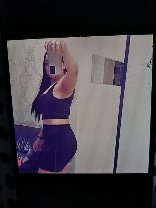 SOY MARINA UNA CHICA LATINA MUY CALIENTE, ESTOY EN SABADELL CENTRO 24H