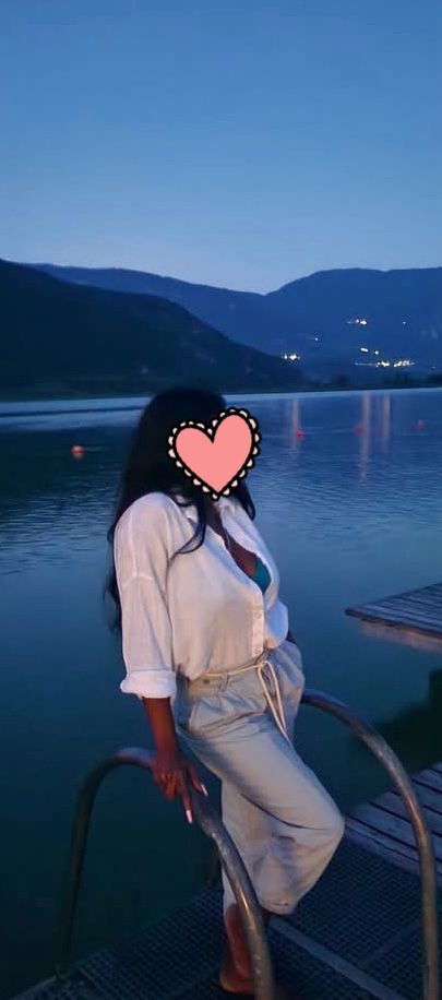 Los cristianos cubana italiana y mulatita fiestera