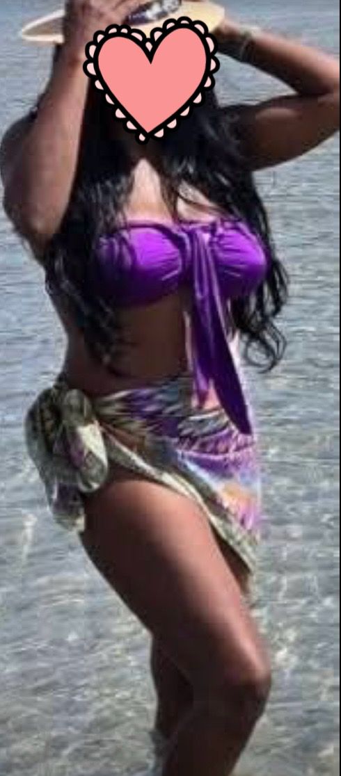 Los cristianos cubana italiana y mulatita fiestera