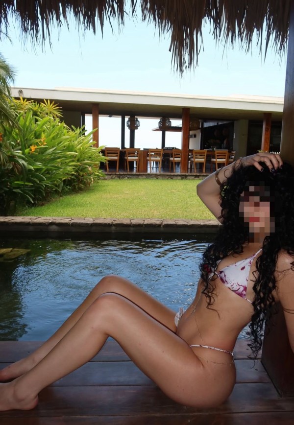 ANDREA MASAJISTA EROTICA, DEJATE LLEVAR