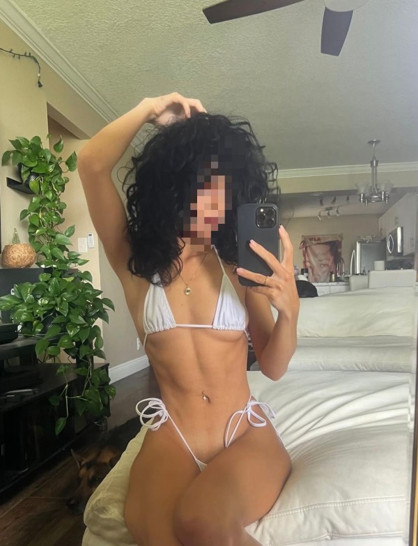 ANDREA MASAJISTA EROTICA, DEJATE LLEVAR