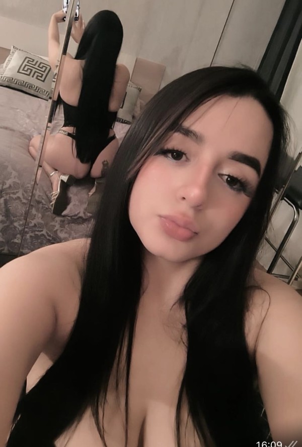 MASAJISTA, SCORT, SENSUAL Y COMPLACIENTE 643748173
