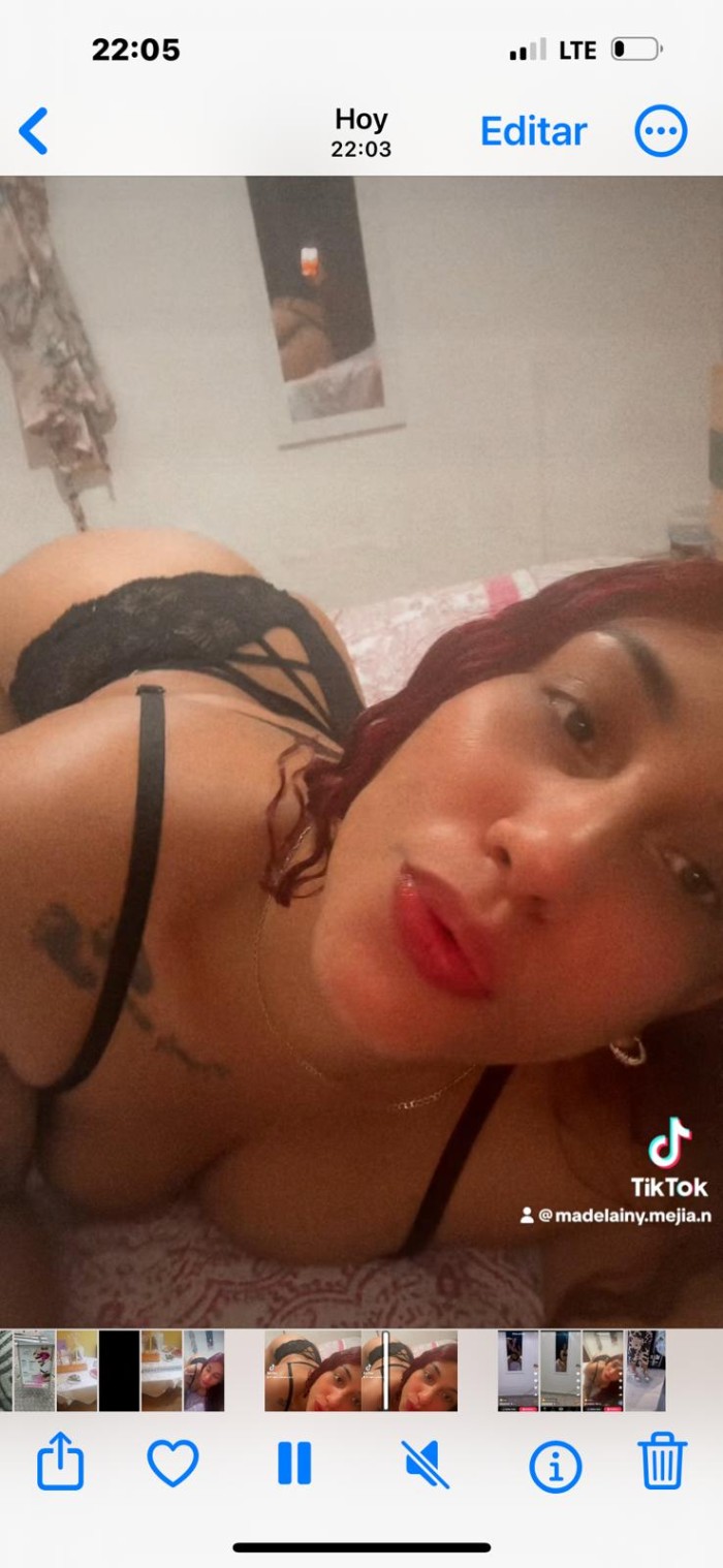 Monica novedad en Sevilla