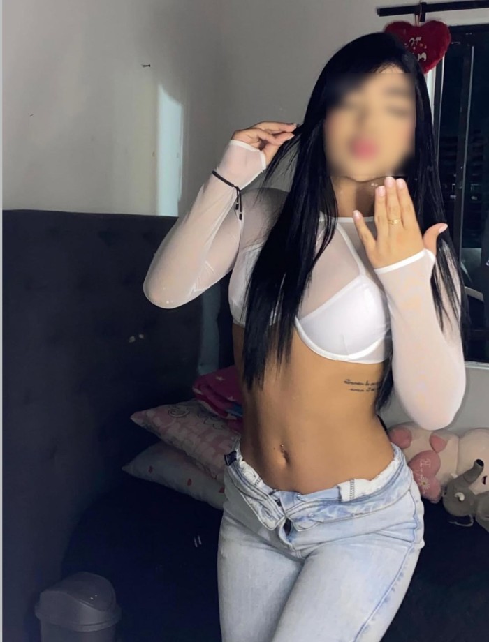 ESCORT CARIÑOSA MUY SEXY IMPLICADA AV 3 DE MAYO