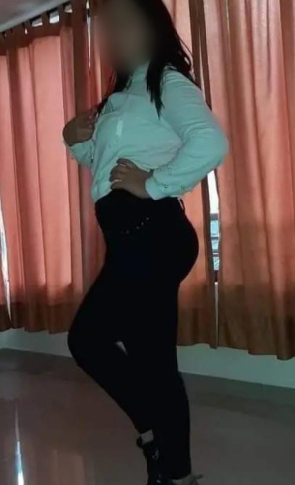 EN SANTA POLA, COLOMBIANA DE LUJO EXPLOSIVA Y MORBOSA, SIN LIMITES