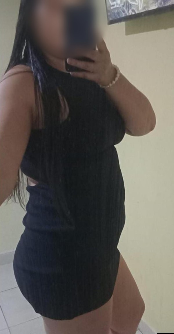 EN SANTA POLA, COLOMBIANA DE LUJO EXPLOSIVA Y MORBOSA, SIN LIMITES