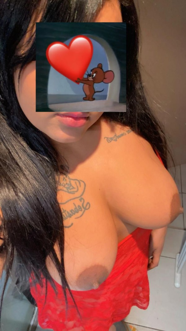 LATINA BIEN RICA , CALIENTE Y SUPER FIESTERA