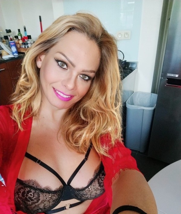 NOVEDAD RUBIA FEMENINA/ FIESTERA/ DOMINANTE 24H