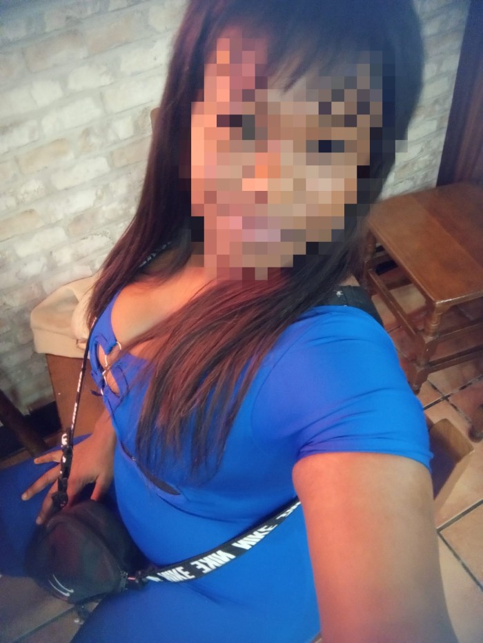 FIESTERA MORENA QUE DESPIERTA TODOS TUS INSTINTOS