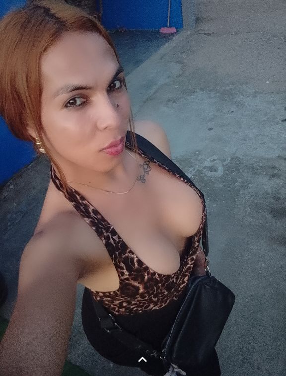 Corrate en mis tetas,completa . Disponible Zamora hasta el 27