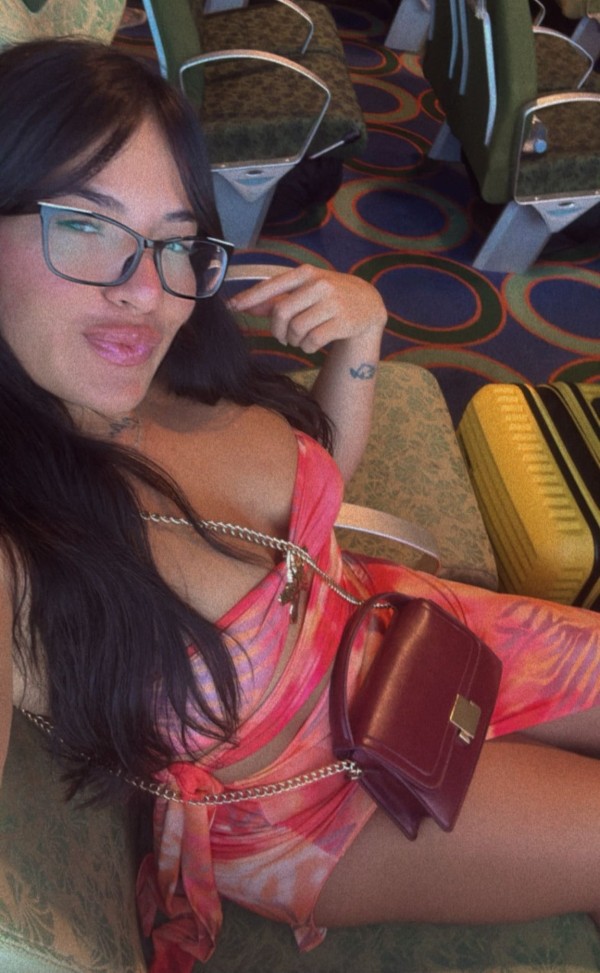 VENEZOLANA BELLA NOVEDAD EN GETAFE TB SALIDAS