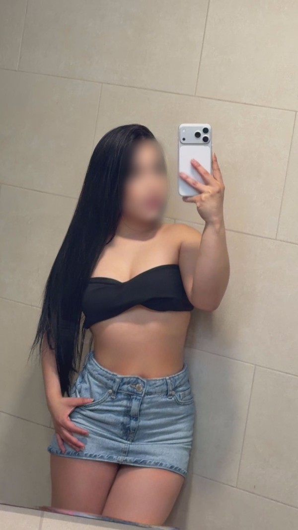 JOVENCITA LATINA INDEPENDIENTE