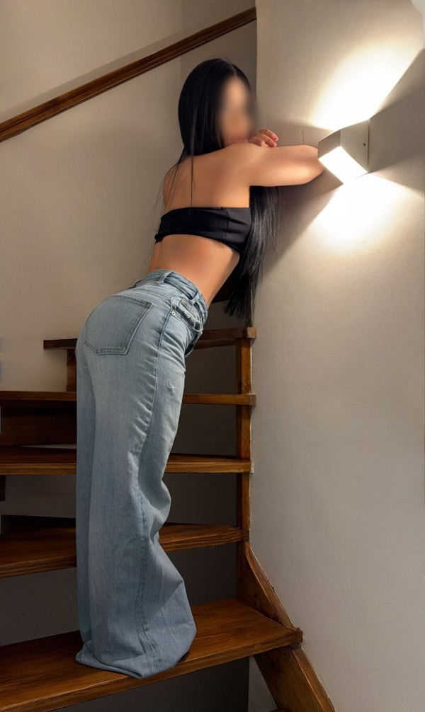 JOVENCITA LATINA INDEPENDIENTE