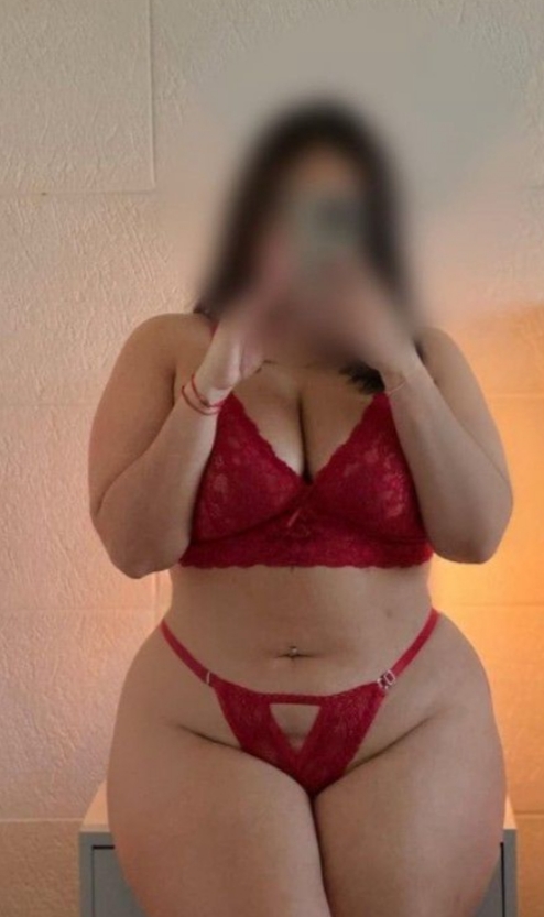 Cachonda juguetona fiestera con cuerpo de Diosa