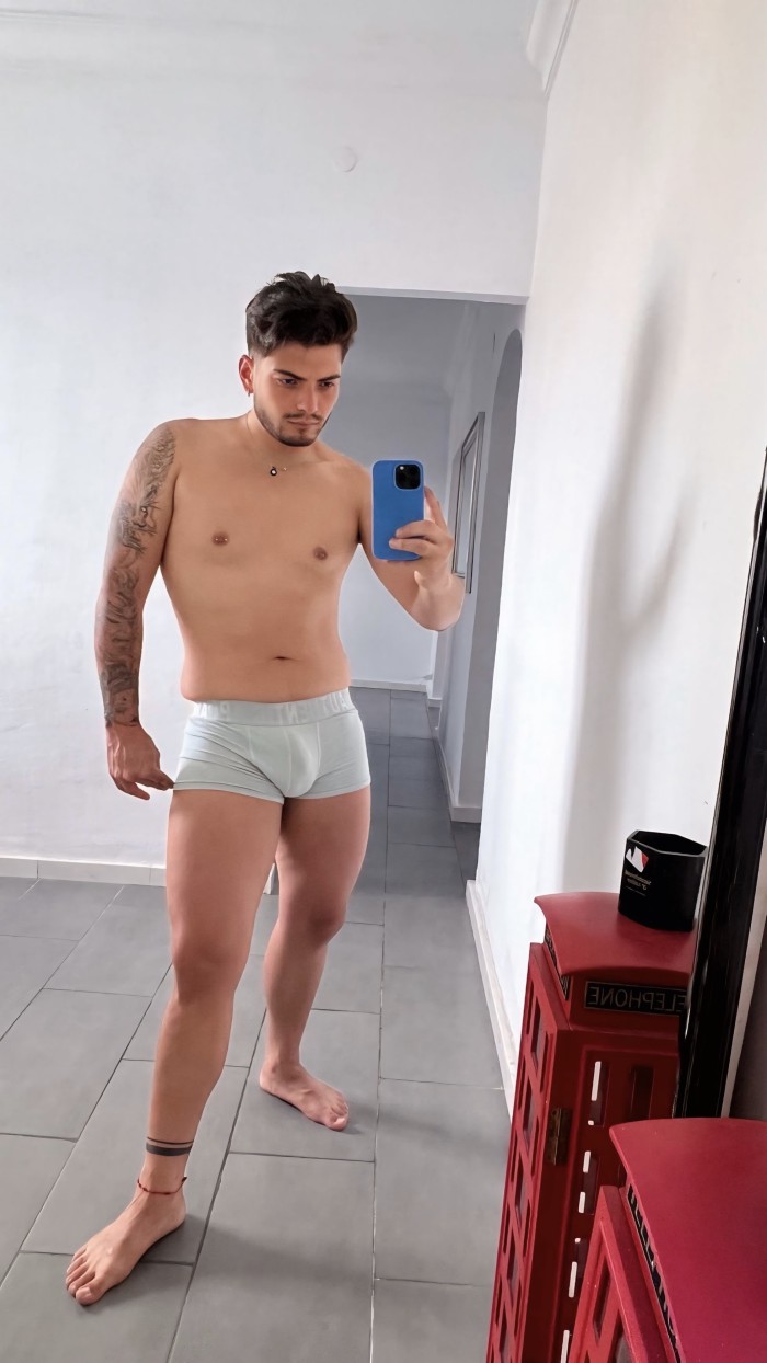 FELIPE COLOMBIANO LLEGANDO A LAS PALMAS