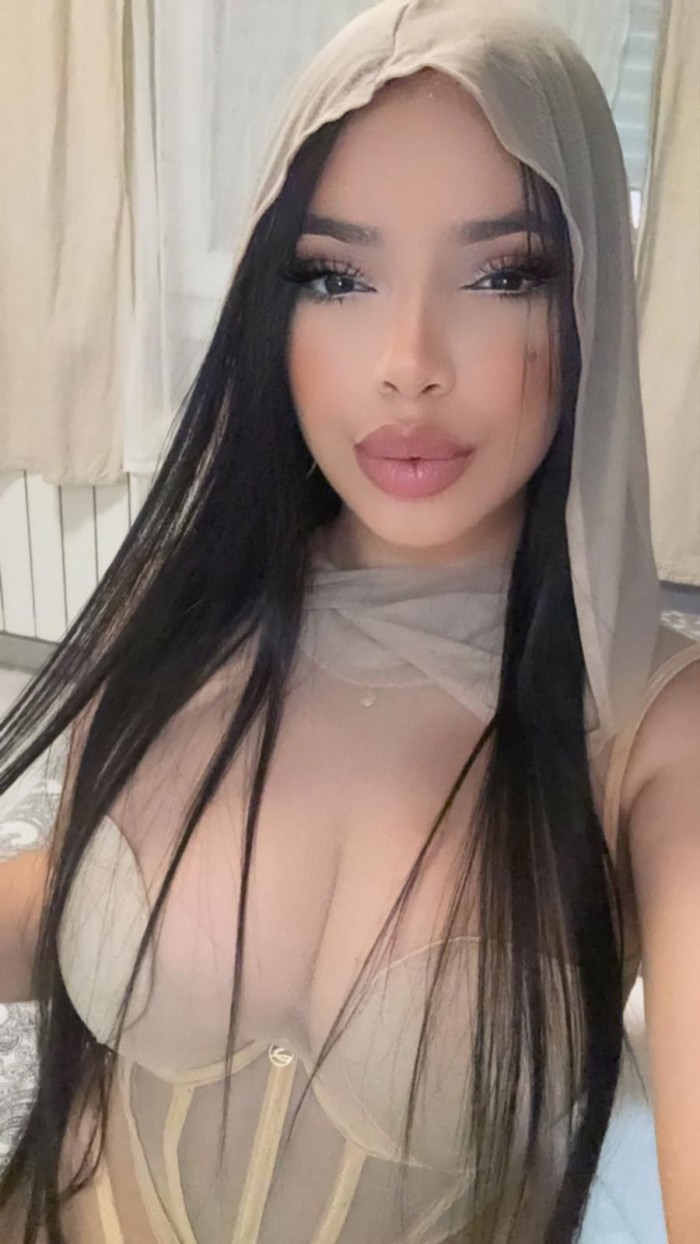 JOVEN ESTUDIANTE SUPER DIVINA NOVEDAD EN JEREZ DE LA FRONTERA