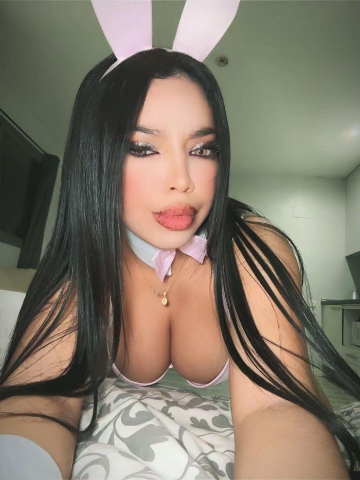 JOVEN ESTUDIANTE SUPER DIVINA NOVEDAD EN JEREZ DE LA FRONTERA