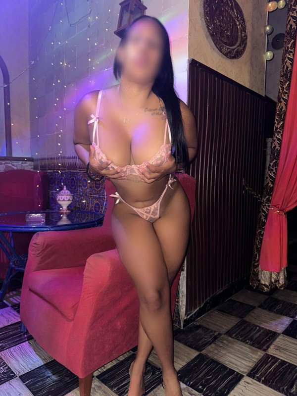 ISABELLA COLOMBIANA CACHONDA