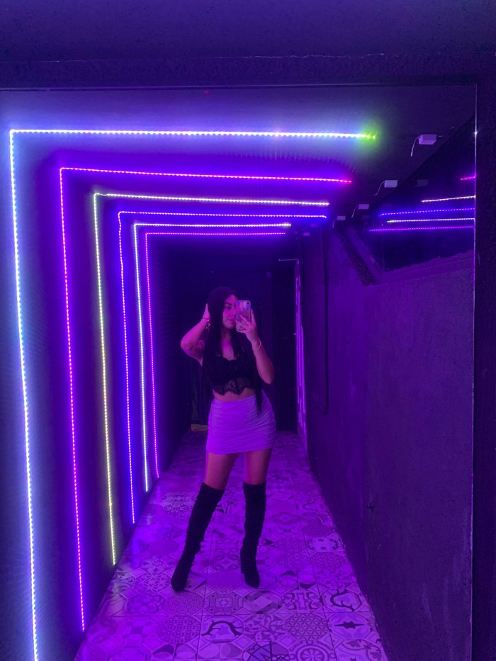 ALEJANDRA CHICA ENCANTADORA CACHONDA
