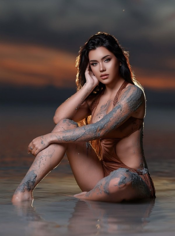 VIP ESCORTS MALLORCA 24H  GROUP OF BEAUTIFUL GIRLS AVAILABLE