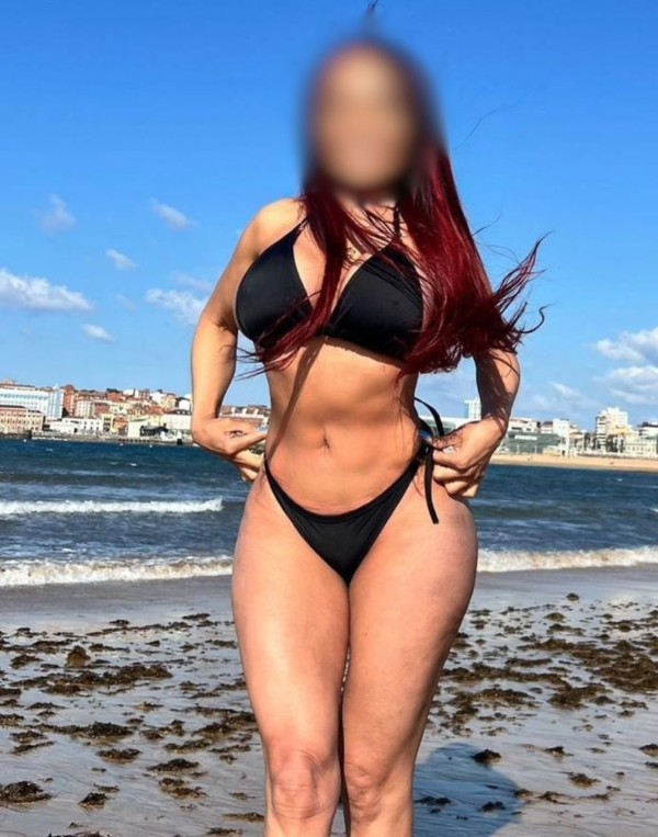 SENSUALIDAD Y RICAS CURVAS, PECHOS XXL