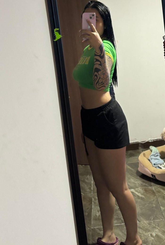 Joven sexy colombiana