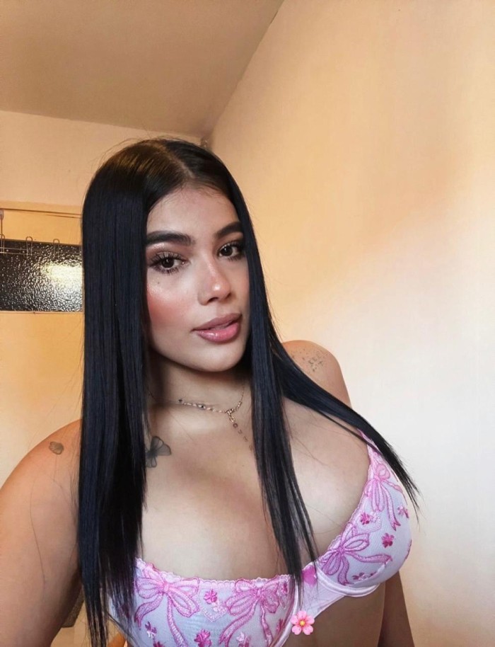 MASAJISTA VENEZOLANA DE LUJO CON MANOS INCREÍBLES