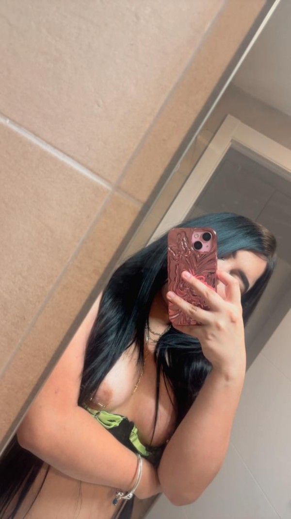 Unas chicas Bombas en la cama, Novedad
