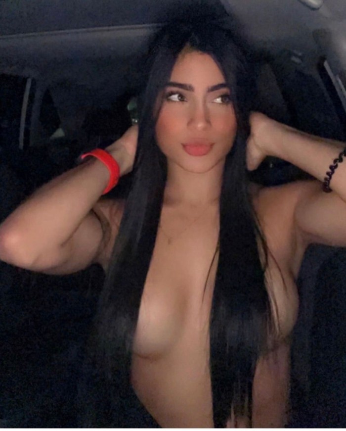 VALERIA CACHONDA DISPONIBLE