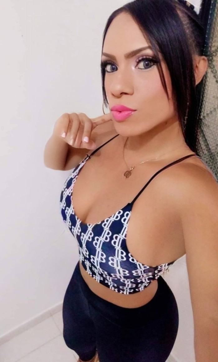 Guarra fiestera pasiva y activa a tope IMPLICADA SIEMPRE QUIERO MAS️