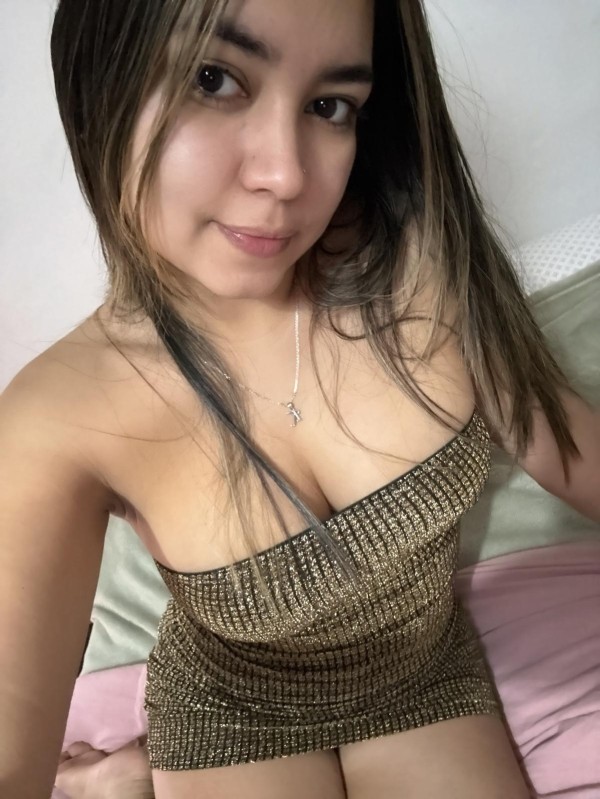 COLOMBIANA EXPLOSIVA Y SALVAJE TB SALIDAS
