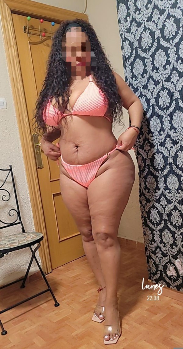 COLOMBIANA DE LUJO CON CULO MONUMENTAL