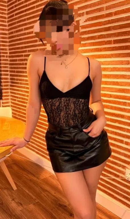 ENCANTADORA, SEXI ,DiVERTIDA Y AMABLE..