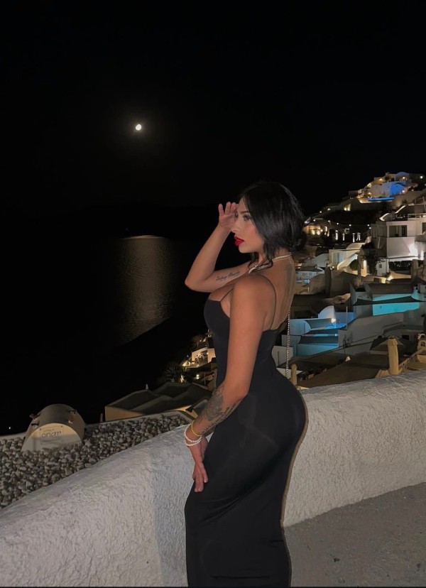 PERVERSA LATINA PARA DARTE EL MEJOR PLACER 24H