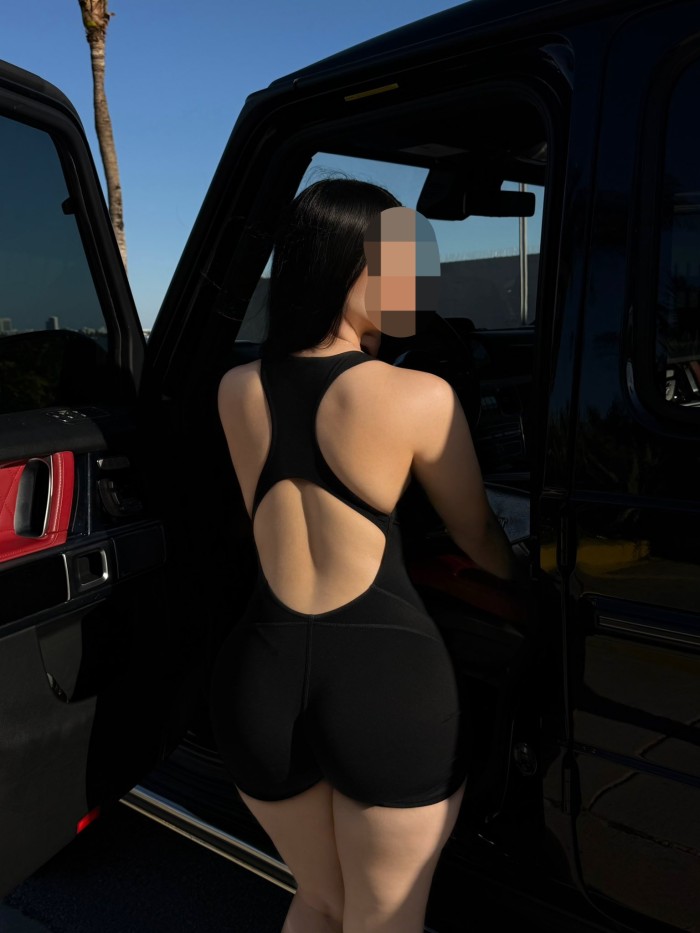 ENCANTADORA, MUY COMPLACIENTE Y CALIENTE