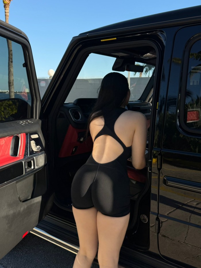 ENCANTADORA, MUY COMPLACIENTE Y CALIENTE