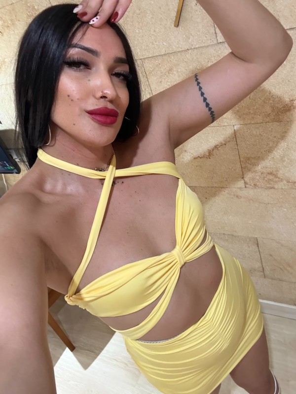 Colombiana paisa femenina cañera