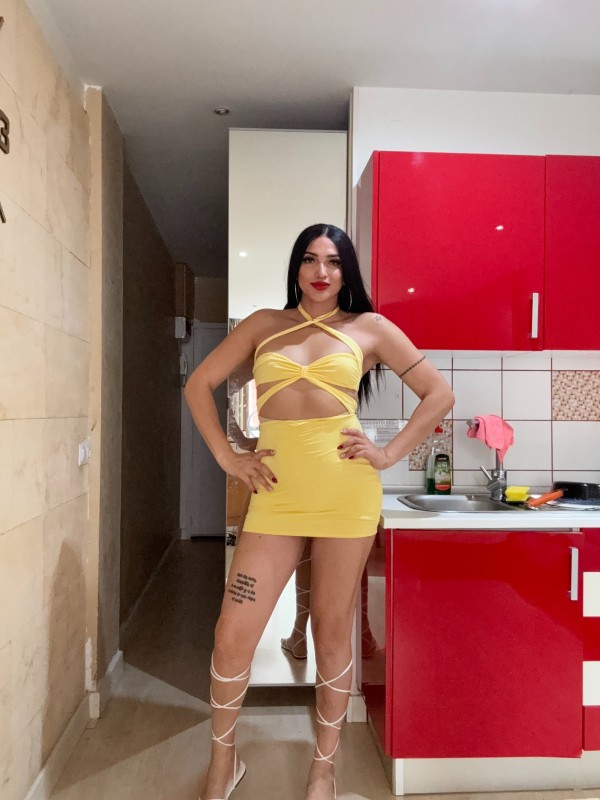 Colombiana paisa femenina cañera