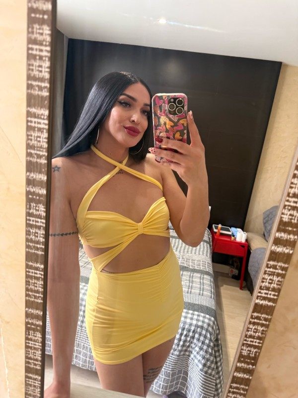 Colombiana paisa femenina cañera