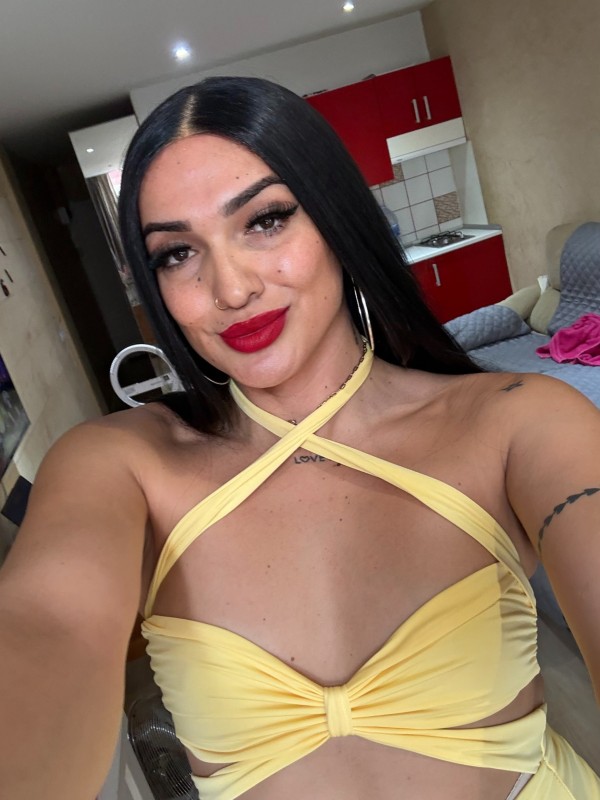 Colombiana paisa femenina cañera