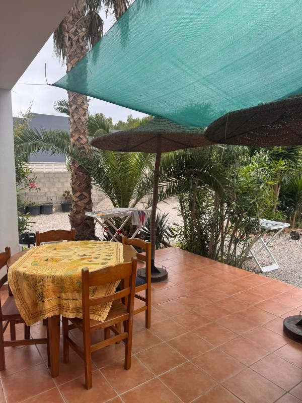 Plaza para CHICAS INDEPENDIENTES EN IBIZA – SAN ANTONIO!!!