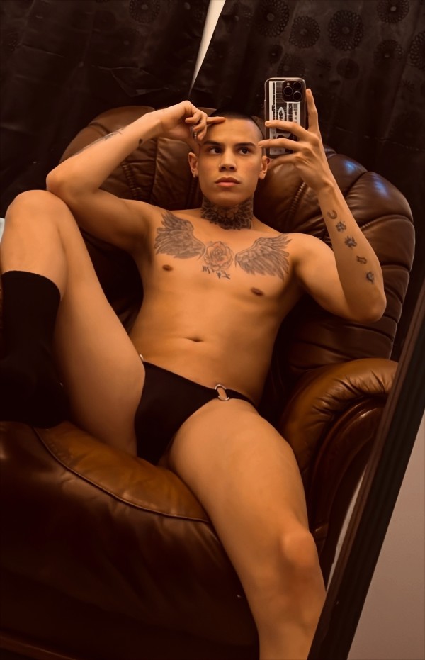 Camilo cañero latino