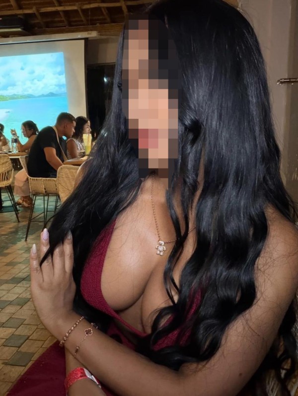 Exquisita colombiana ardiente en Sevilla