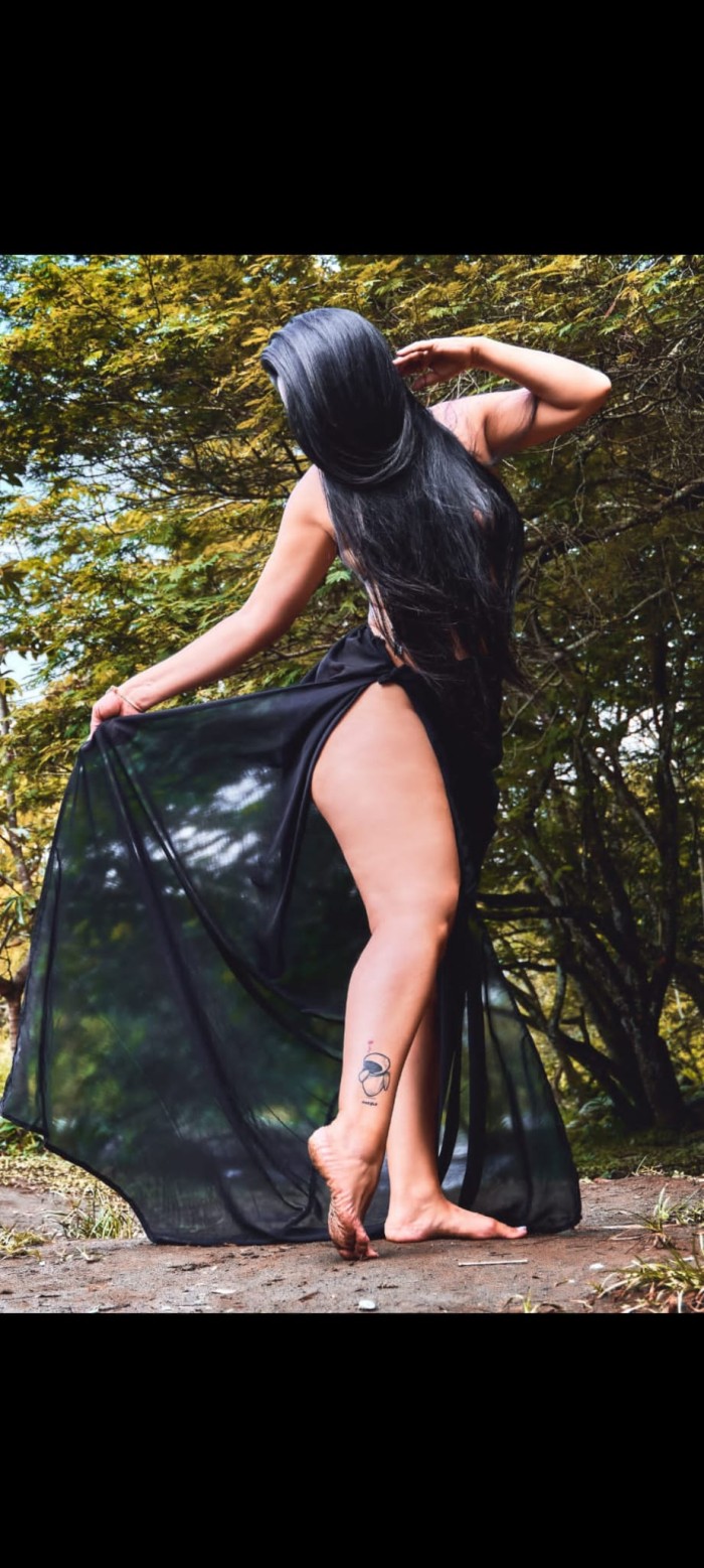 SEXY LATINA CACHONDA FOGOSA ATREVIDA