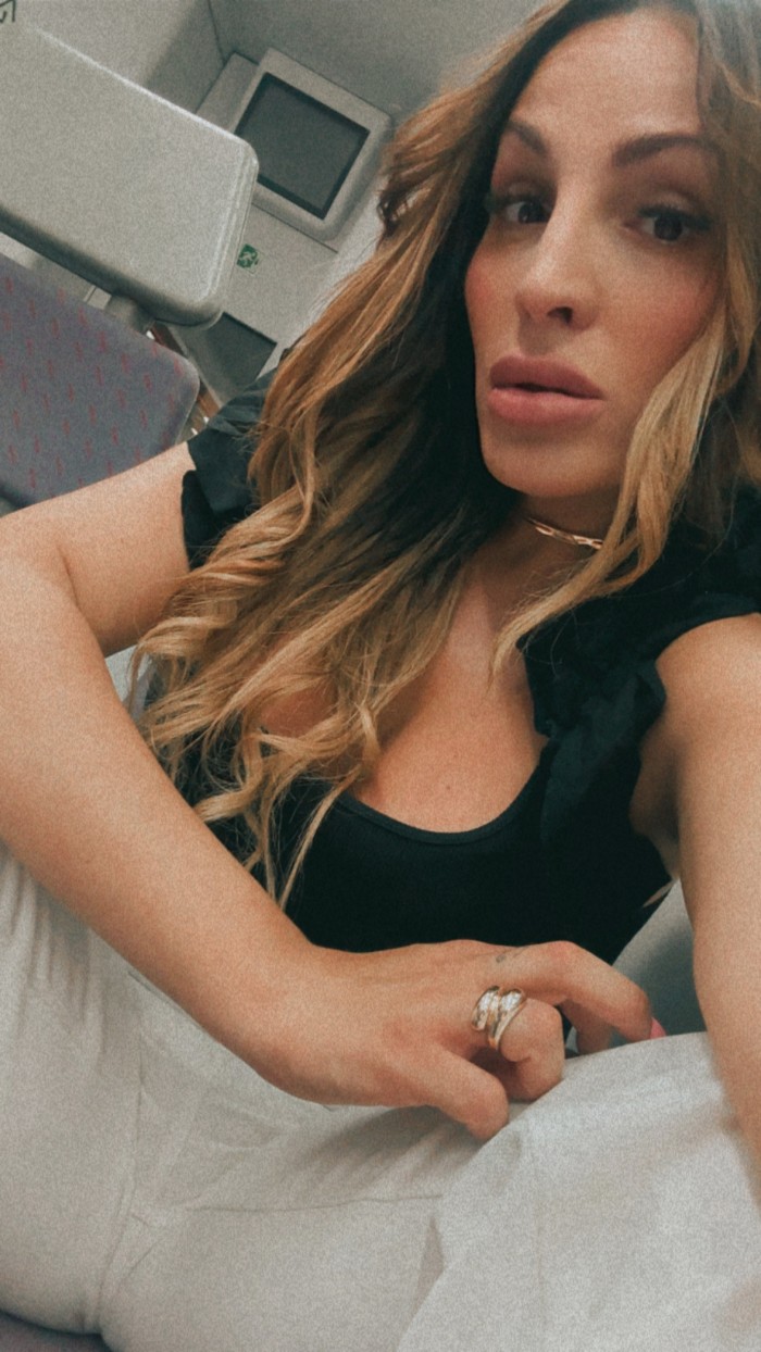 Chica trans operada para heteros curiosos