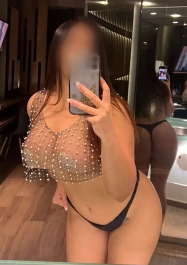 NUEVA RECIEN LLEGADA FIESTERA MAMADAS NATURAL