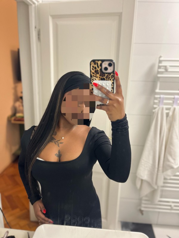 Linda colombiana , cariñosa y fiestera Novedad en Sevilla