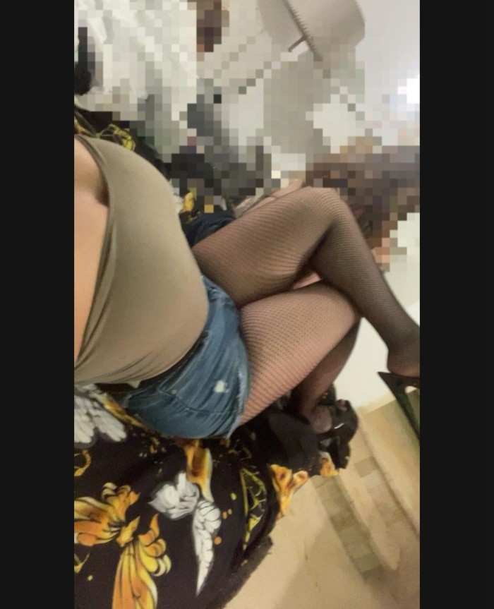 Chica atractiva en sanroque