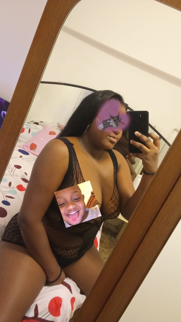 CHICA ARDIENTE Y ATREVIDA
